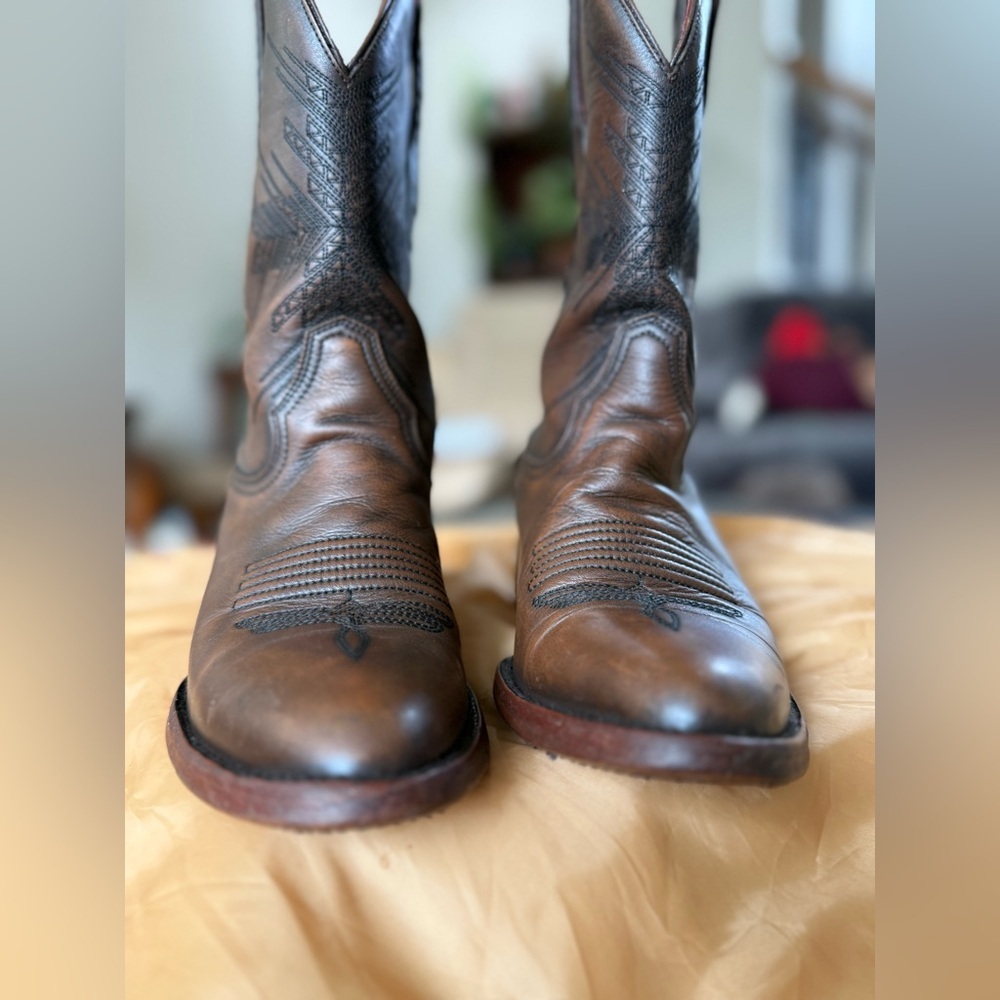 Chisos No. 3 Western Boots Women’s 8 Brushed Brown Leather | Retail $595 - Picture 7 of 12